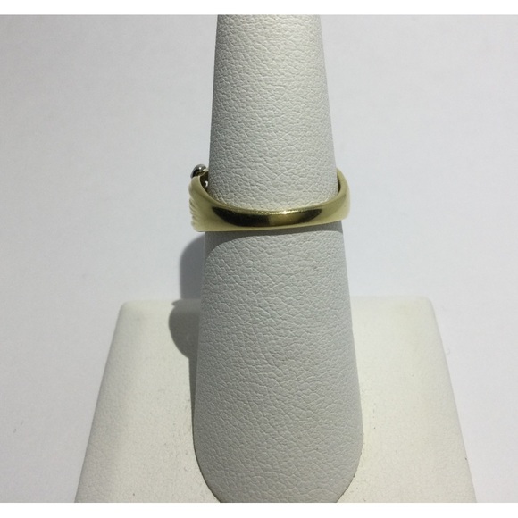 18K Gold Diamond Accent Ring - Picture 5 of 12